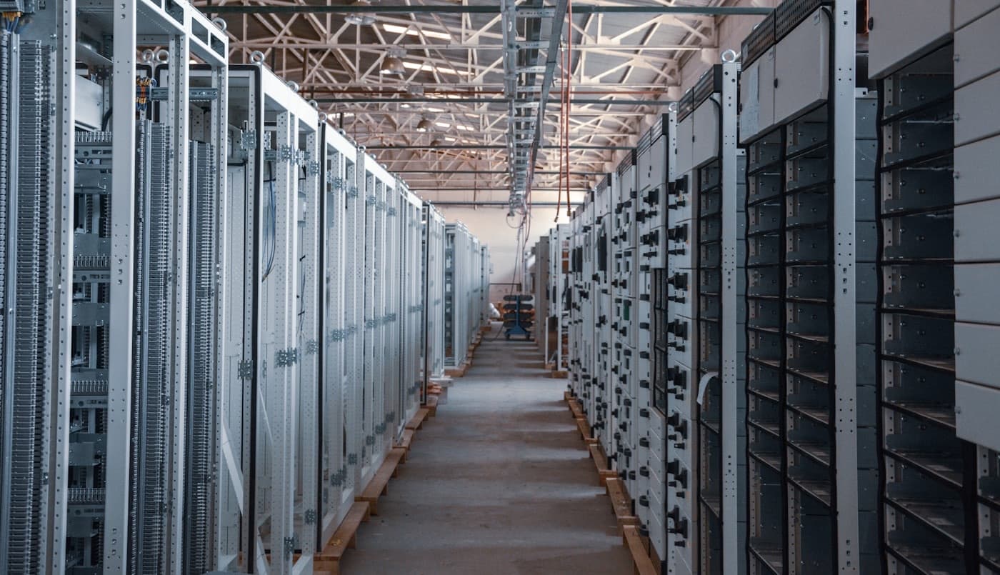 Houston's Data Center Boom in 2026: Why 63% of Residents Say No, and What Video Changes